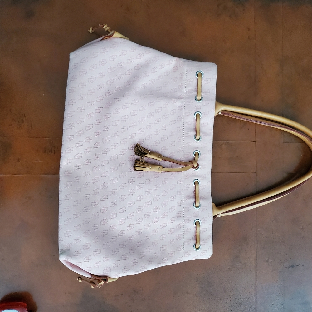 Handbag - Picture 4 of 4